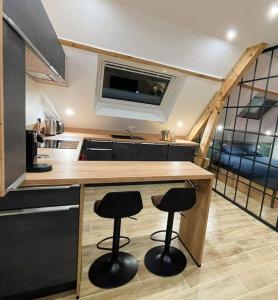 Hypercentre : vue cathédrale - verrière - cosy