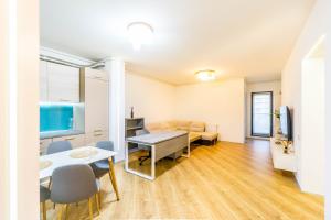 Luxury Pipera