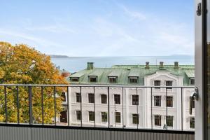 Standard Double Room with Balcony room in Familjen Ericssons City Hotel