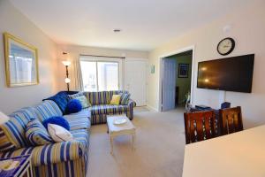 Club Ocean Villas II 19 condo