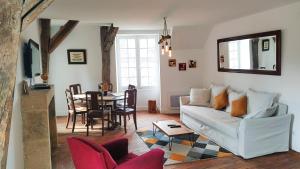 Les Appartements de Bacchus SARLAT-LA-CANEDA : photos des chambres