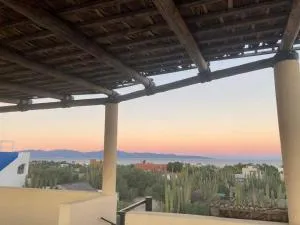 Cardón Alley Studio #3 - 1st Floor - 雪松山