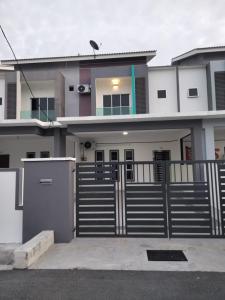 61 Homestay