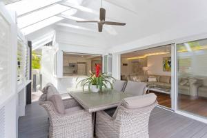Noosa Boutique Apartments & Elkhorn Villas