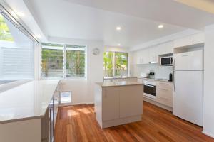 Noosa Boutique Apartments & Elkhorn Villas