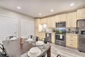 Cozy Home Mtn Views, AandC, in Heart of Star Valley