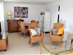 Appartement rénové 3* avec jardin et WIFI à 20m de la plage - Trégastel - FR-1-368-77
