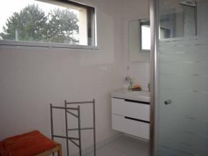 Maisons de vacances Maison Pleumeur-Bodou, 6 pieces, 10 personnes - FR-1-368-129 : photos des chambres