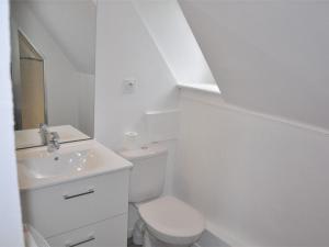 Appartement rénové avec vue mer, proche plage, parking privé - FR-1-368-162