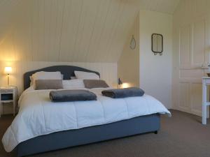 Maison de charme avec jardin, terrasse et WIFI, à 600m de la mer à Pleumeur-Bodou - FR-1-368-294