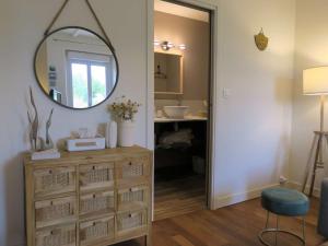 Maison de charme avec jardin, terrasse et WIFI, à 600m de la mer à Pleumeur-Bodou - FR-1-368-294