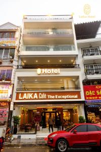 Laika Cafe Hotel