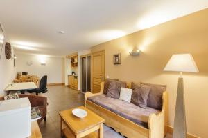 Appartements Vallorcine Apartments - Happy Rentals : Appartement avec Balcon