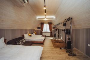 Rustaveli Apartment With Balcony