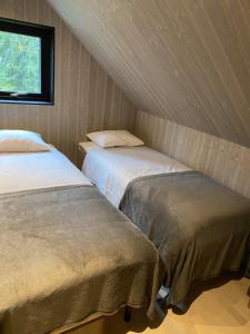 Nybyggd 8-bäddars skidstuga i Lofsdalen