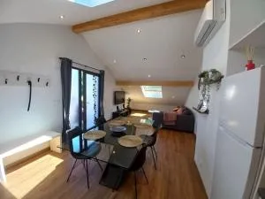 Meublé 3* neuf entre lacs, montagnes et bauges. - Gruffy