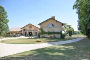 Maisons de vacances maison jardinier parc chateau,proche Dijon-Vignes : photos des chambres