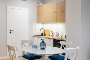 Czarnowiejska 21A by Homeprime