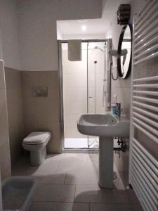 Doppel-/Zweibettzimmer mit Gemeinschaftsbad