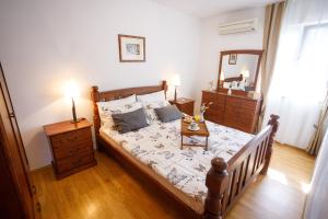 NONO JURE-Private Pool , Sauna & Jacuzzi