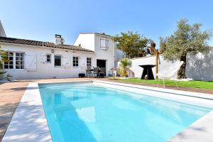 Superbe villa avec piscine chauffée