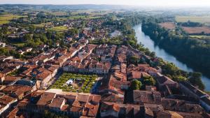 Appartements Le Cocon Floral - Lisle-sur-Tarn - Hypercentre et bord du Tarn : photos des chambres