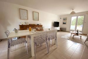 Villas Les Amourettes - 2 min a pied Plage - Velo -Jardin : photos des chambres