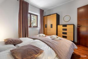 Standard Double Suite room in RentPlanet - Śpiący Rycerz