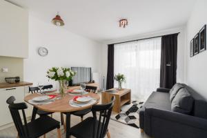 Premium Apartments Poznań Airport by Renters