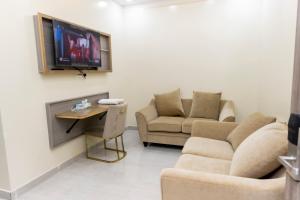 DUQUM PLAZA HOTEL