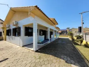 Pousada Genoveva - Casa a beira mar - Camacho