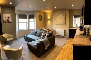 University Duplex • Sleeps 6 - 4-star hotels in Loughborough