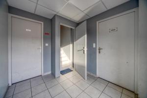 Appartements The industrial RIVE GAUCHE of Saint Martin d'Here #EP : photos des chambres