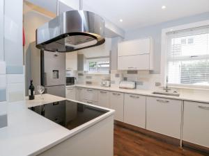 Tree of Life House, Number 27 Bere Lane