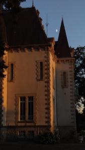 B&B / Chambres d'hotes Chateau Maleplane : photos des chambres