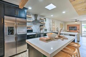 Patio and Workspace Litchfield Park Vacation Rental