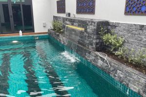 Charis Janda Baik Semi-D Villa 5:3 Bedrooms + Pool