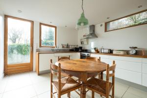Maisons de vacances La Ferme du Bonheur - Un cocon d'authenticite au coeur de la nature : photos des chambres