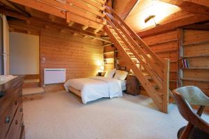 Maisons de vacances La Ferme du Bonheur - Un cocon d'authenticite au coeur de la nature : photos des chambres