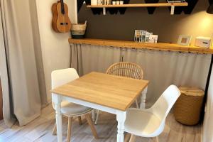 Appartment BERGE byTILLY - Ruhiges Waldrand-Refugium mit Balkon, Gartenblick & Nähe zum Wörthersee