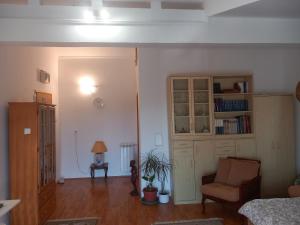 Cosy Rooftop studio with balcony