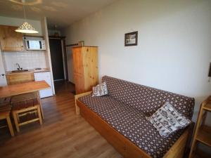 Appartement calme 2 pièces, 300m des pistes avec parking gratuit - Auris en Oisans - FR-1-297-299 - 2hvězdičkové hotely ve městě Auris