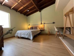 Apartamento en Laureles barrio turístico de Medellín NID205 By Roots Rentals