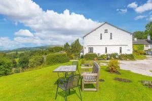 The Stables, Knotts Farm Windermere - Troutbeck Bridge