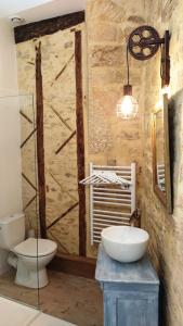 Les Appartements de Bacchus SARLAT-LA-CANEDA : photos des chambres