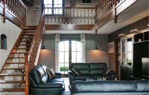 Cozy Home In Bray-Lès-Mareuil