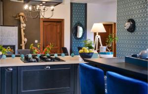 Cozy Home In Bray-Lès-Mareuil