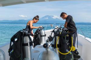 Deep Roots Dive & Yoga Resort