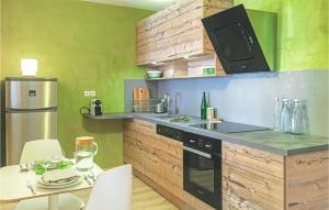 Awesome Apartment In Molsheim With Wifi