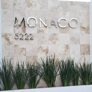 Condo Monaco en Sabalo Country